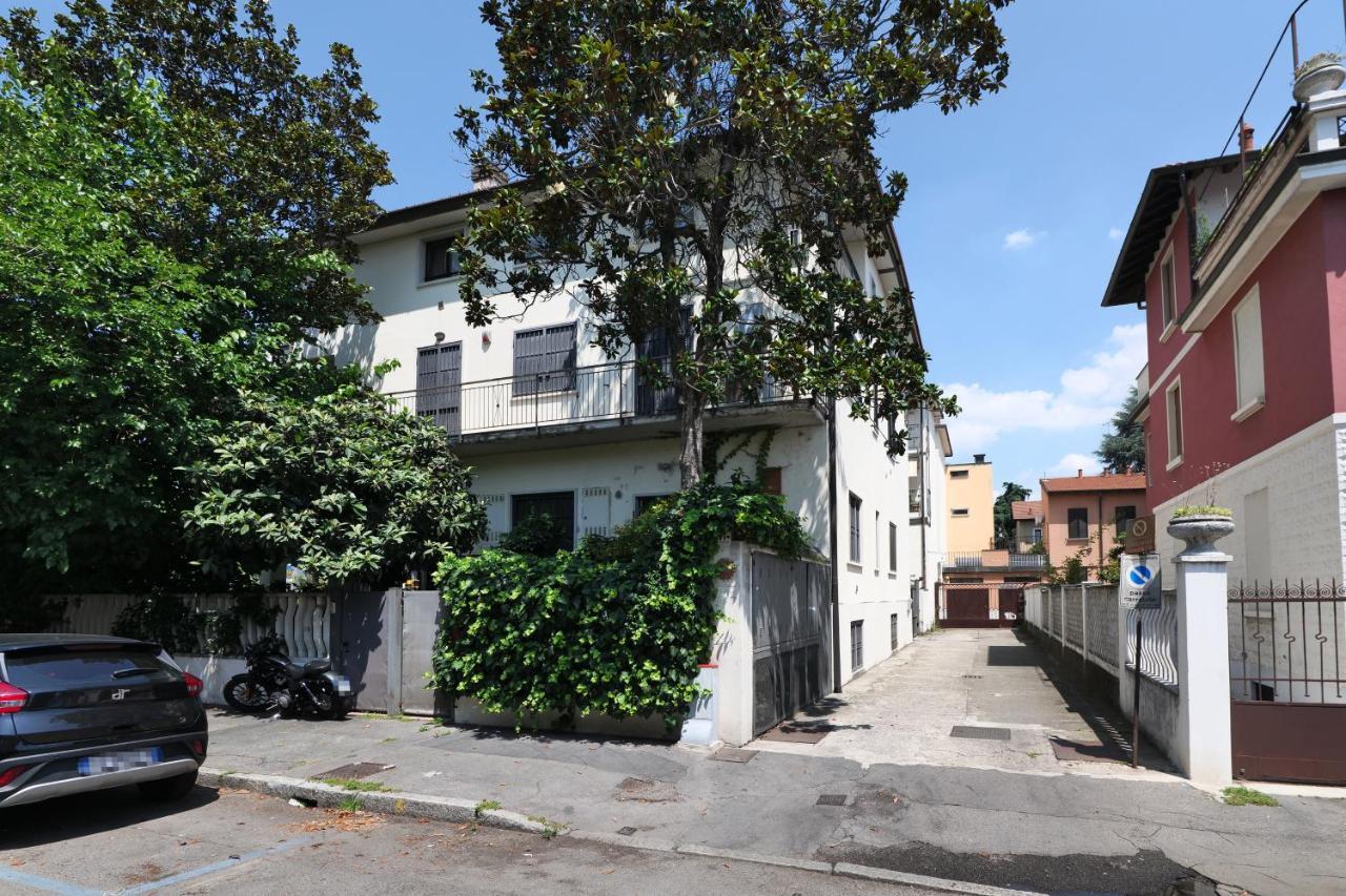 Primopiano - Euclide Apartman Milánó Kültér fotó